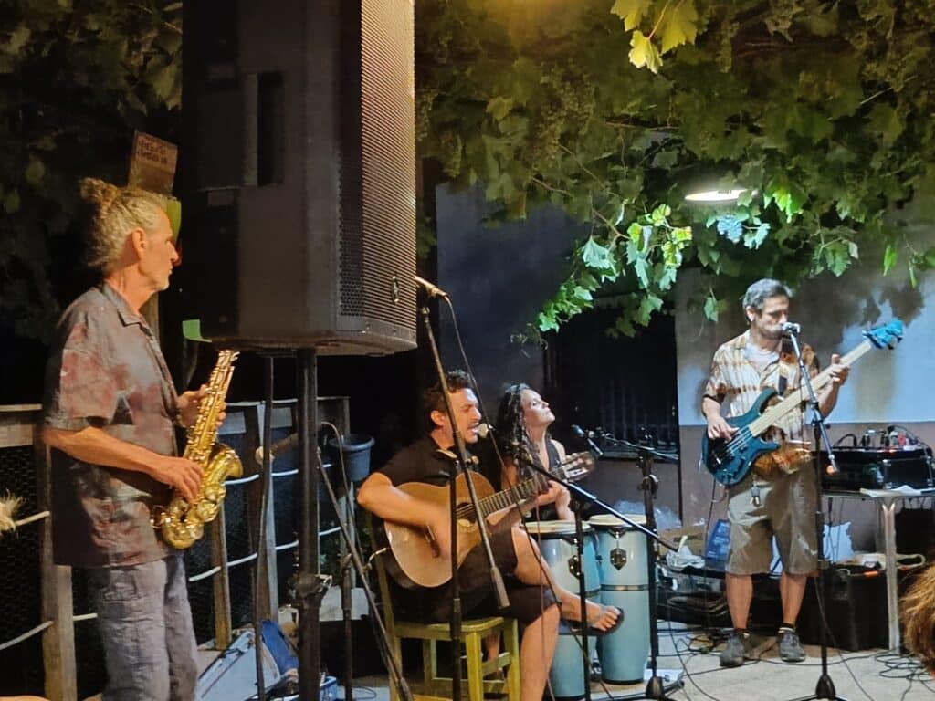 Lupen y la Vendita en Malla Vida Aldeanueva de la Vera